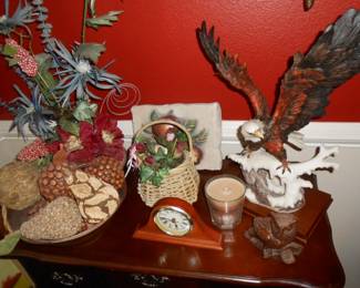 Decor                   A Beautiful Eagle