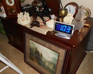 Clocks, Pictures and other Decor