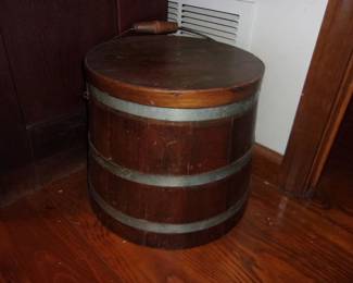 Large Wooden Bucket w/Handle