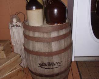 JACK DANIELS Whiskey Barrel, Pottery Jugs