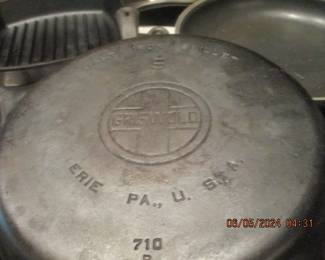 Erie Griswold cast iron skillet
