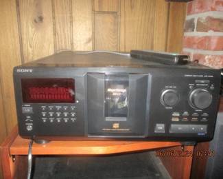 Sony 35 300 CD changer (non working)