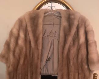 Fur shawl