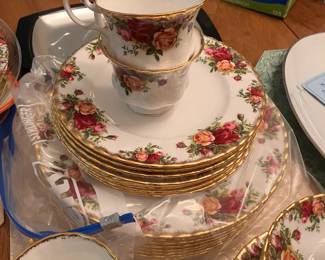 royal albert old country rose china set