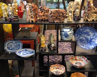 Antiques Chinese & Japanese pieces