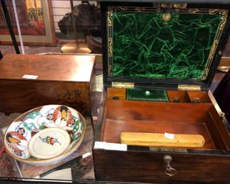 Traveling ink well box 