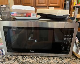 Microwave- works great