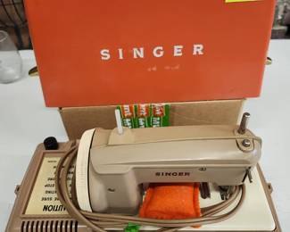 Mini Singer Sewing Machine
