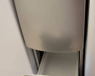 Whirlpool laundry supply organizer