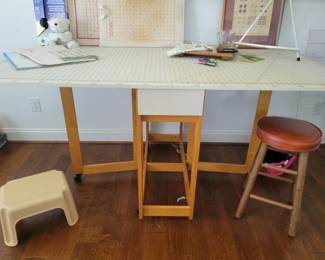 Craft table