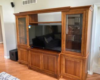 THOMASVILLE 3 Piece Media Cabinet