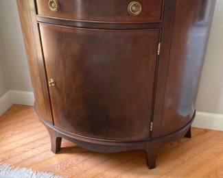 HENKEL HARRIS Mahogany Commode