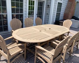 KINGSLEY Bate Teak Table w/8 Chairs