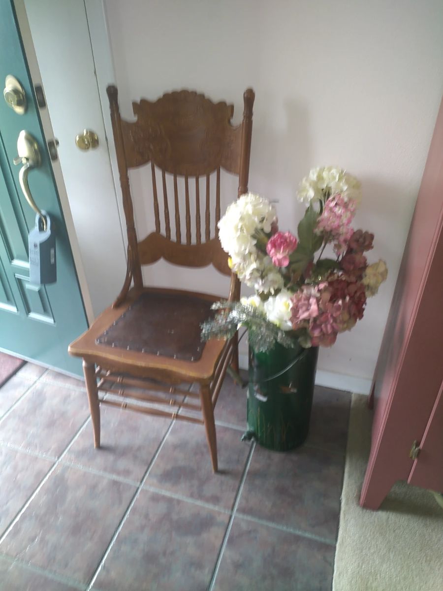 LARGE BINGHAMTON ESTATE SALE 6/136/16 94Pm starts on 6/13/2024
