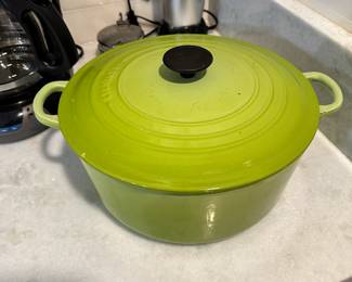 Large dutch oven