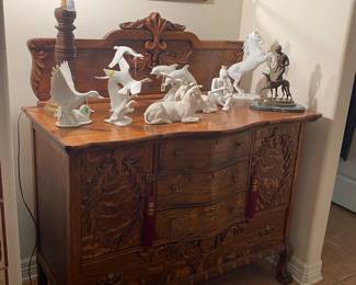 Kaiser Porcelain and a Spectacular Buffet