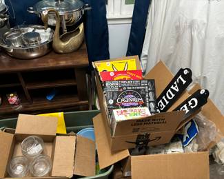 Games glass and collectibles 