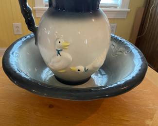 Vintage washbowl & pitcher embossed ducks 
