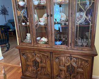 Mid century China Cabinet - Hutch - Buffet 