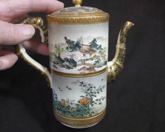 Satsuma 2 part tea pot
