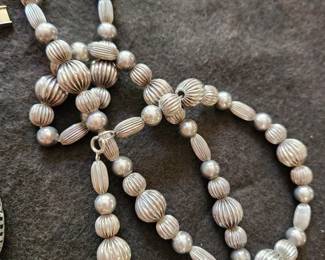 Silver Necklace - very nice. 