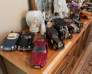 Model Toy cars and toy car radios 