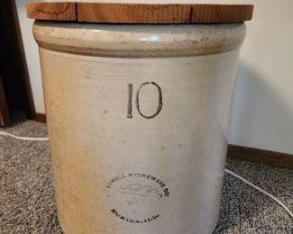 10 gallon crock with lid