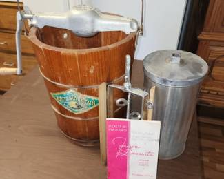 White Mountain ice cream maker