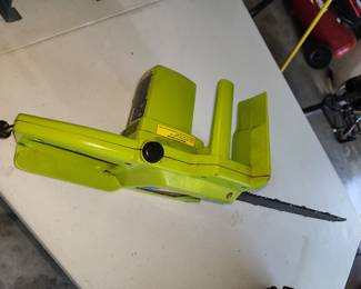 Patriot EL-14 chainsaw