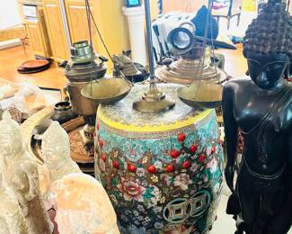 Family rose 19th century porcelain garden stool 