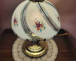 Cute Little Touch Lamp 