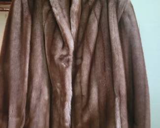 Style VI LTD  Lady's Fur Coat (Size Small -Med)With A Silk Lining