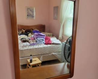 Kroehler Mirror Will  Be Sold With Kroehler  Vantity 