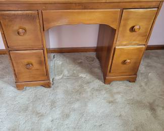 Kroehler Furniture Company  Vantity 