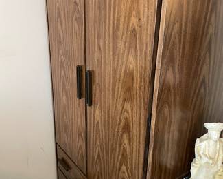 Pre-Sale Armoire