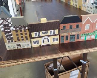 Several The Cat's Meow plaques