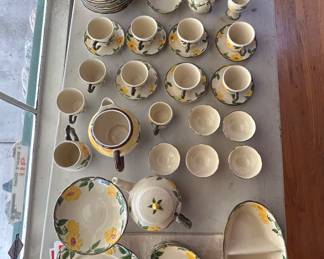 Vintage 1970s - 1980s Franciscan Meadow Rose serving Set