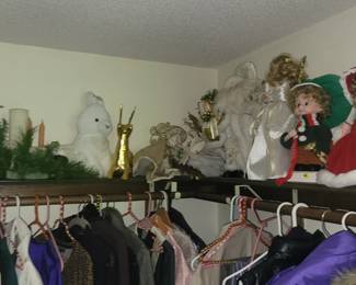 All remaining clothing $40