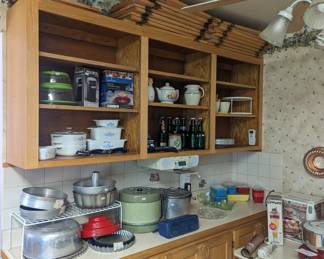 More kitchen supplies