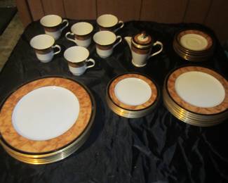 Noritake Dish set
