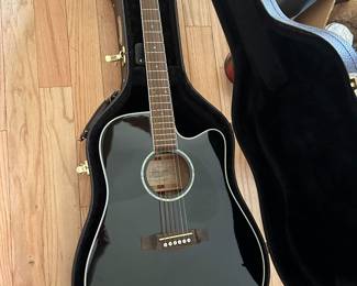 NICE GUITAR WITH CASE