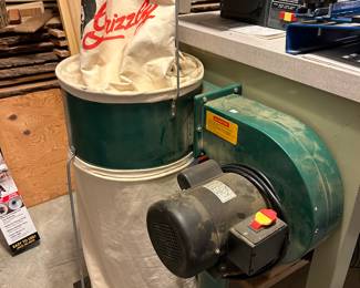 GRIZZLEY DUST COLLECTOR