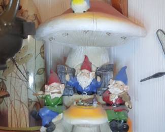 Light up nome statue