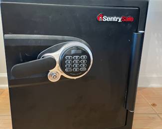 	#34	Sentry Safe - Fire Proof	18.5x18x20.5		150.00																							