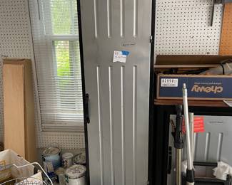 	#39	Suncast Storage Cabinet 	18x18.5x68 		35.00																							