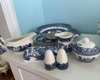 	#125	Churchill "Blue Willow" Serving Set - 			68.00																							