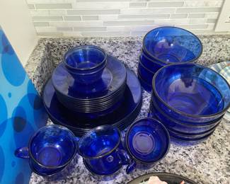 	#135	Vtg 30pcs - Cobalt Blue Arcorco France Glass Set			45.00																							