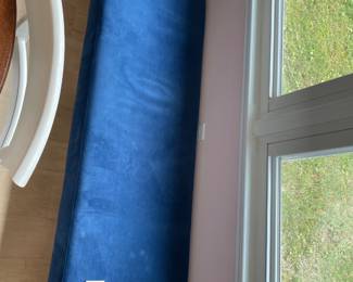 	#14	Blue Velvet Bench 	60x20x15		35.00																							