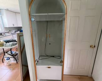 	#36	Arched Honey Oak Trim - Glass Doors and 1 drawer	23.5x15x75.5		60.00																							