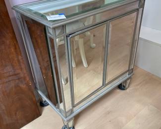 	#15	Mirrored Silver Storage Cabinet/Chest. 2 doors 	28x16x30		40.00																							